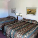 Stetson Village Inn